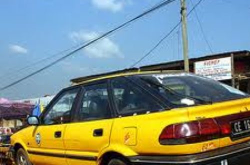 Article : Discussions de taxi : pourquoi les Camerounais enterrent leurs morts le weekend ?